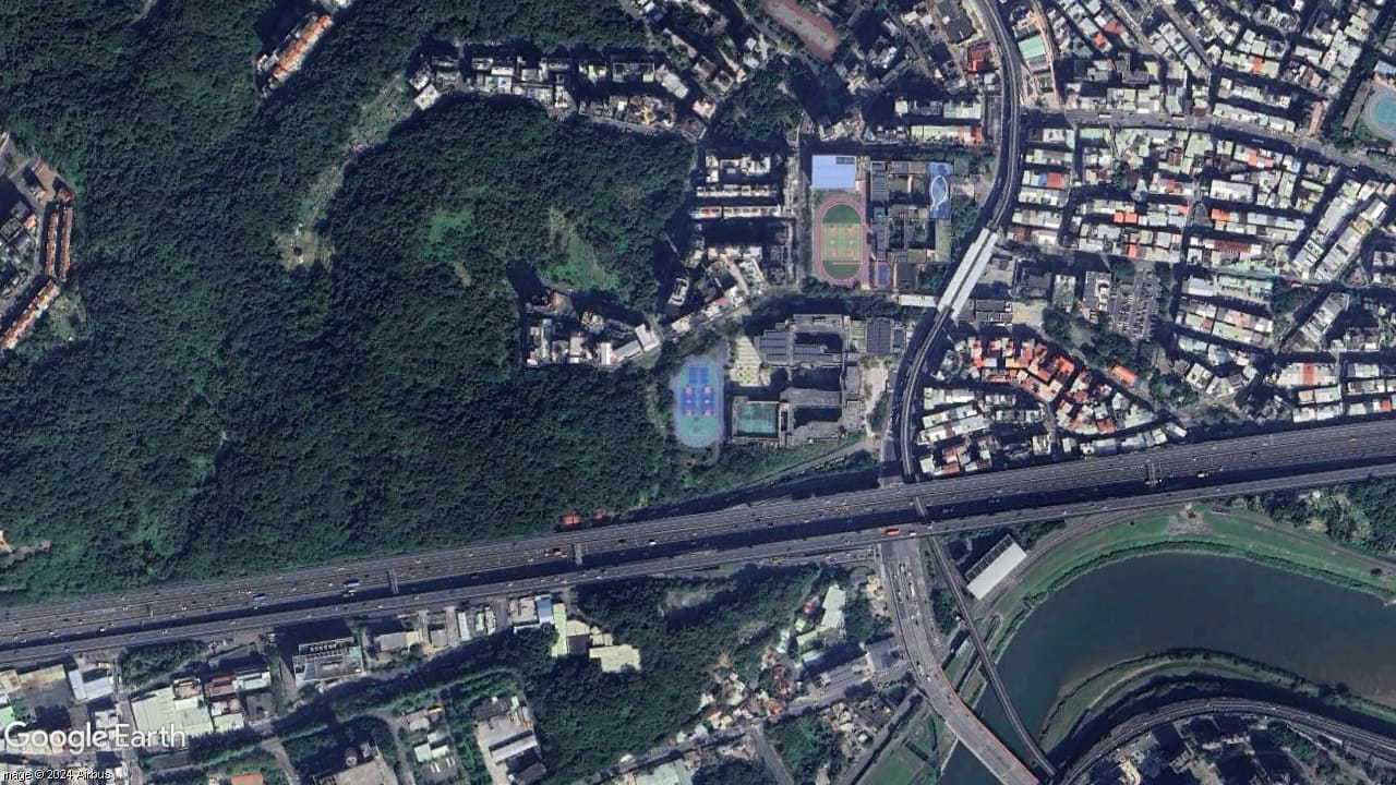 圖 3：以南湖高中操場為中心，空拍高度 1200m 的範圍。